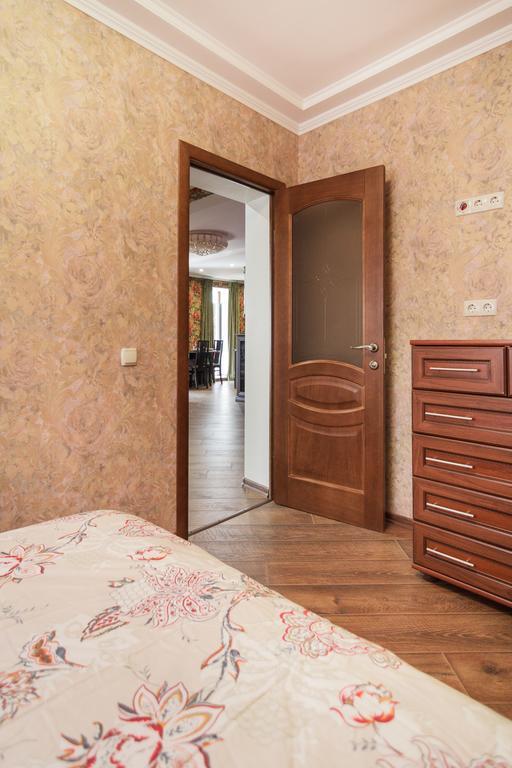 Best Apartments on Deribasovskoy Odessa Eksteriør bilde